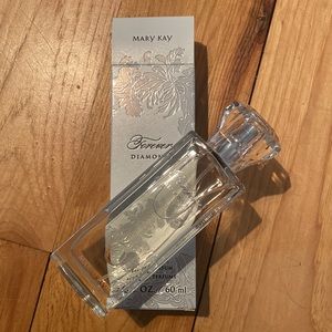 🆕 Mary Kay forever diamonds perfume -new in box
